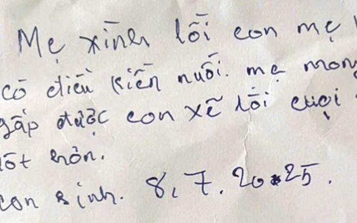 Bé trai sơ sinh bị bỏ rơi trong rừng cao su ở Đồng Nai, nội dung bức thư tay để lại gây chú ý