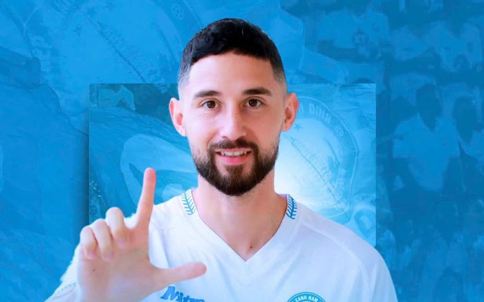 Đội của Nguyễn Xuân Son thưởng lớn cho Kevin Phạm Ba