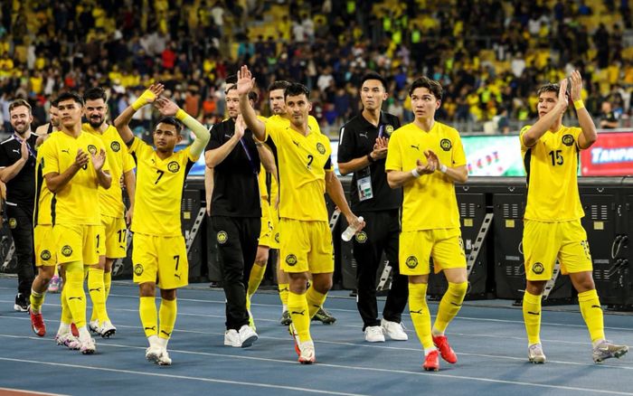 Tuyển Malaysia bất ngờ bỏ giải vì cầu thủ nhập tịch