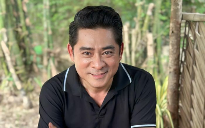 Diễn viên Huỳnh Anh Tuấn đột quỵ ở tuổi 57