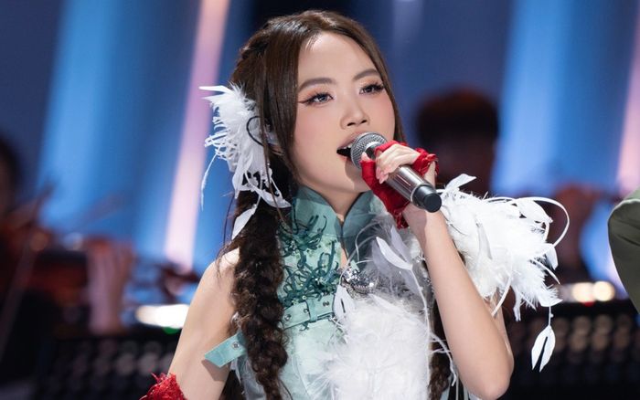 Nam ca sĩ từng bị nghi xem thường Phương Mỹ Chi gây tranh cãi khi giành Á quân Sing! Asia 2025?