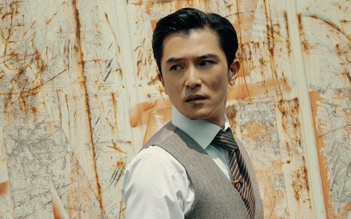 Nam diễn viên bị tẩy chay vì sống tệ bạc, bỏ rơi 3 bạn gái đình đám