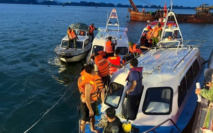 Lật tàu ở vịnh Hạ Long: Lời kể của người vợ thoát nạn, đang tìm chồng và 2 con mất tích