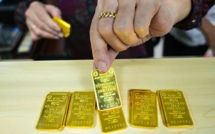 Giá vàng hôm nay (2/7): Vàng miếng tăng cực mạnh