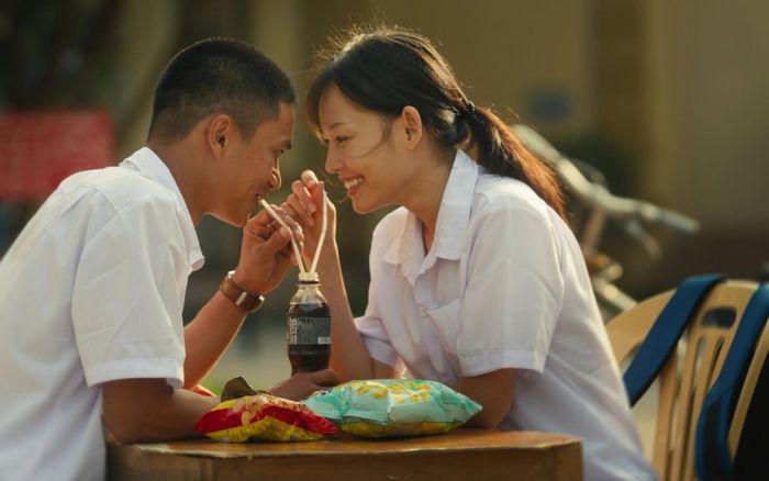 Đạo diễn 'đàn cá gỗ' lên tiếng sau ồn ào 'PR lố'