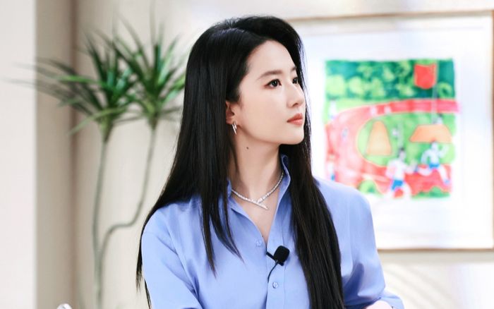Tấm hình làm rõ cuộc sống hiện tại của Lưu Diệc Phi