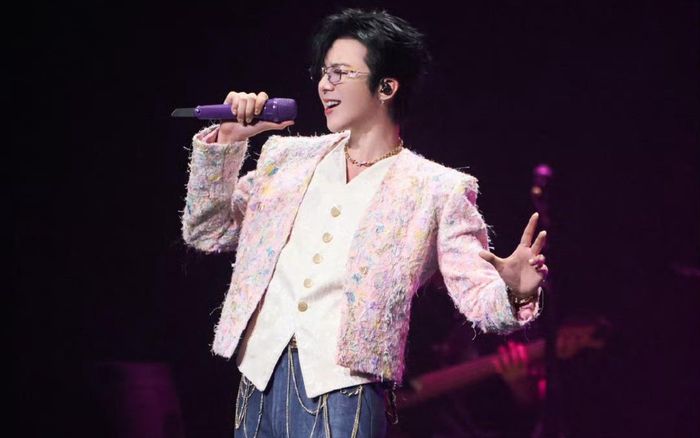 Lưu Vũ Ninh bán sạch hàng chục ngàn vé concert chỉ trong vài giây, gặp sự cố trước giờ diễn