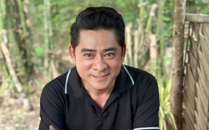 Huỳnh Anh Tuấn đột quỵ, lộ diện người thay thế gây sốt cõi mạng