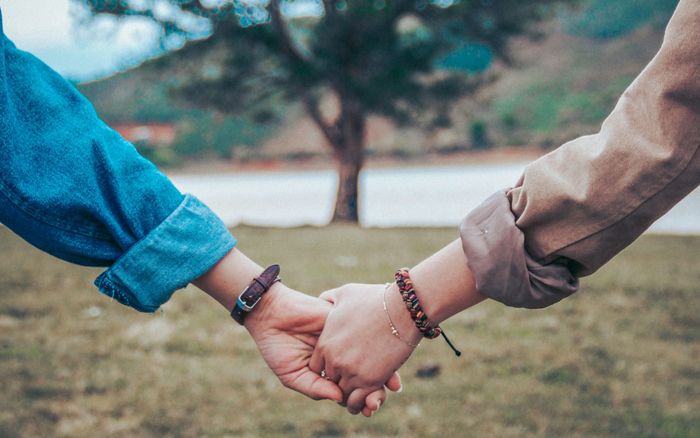 Tưởng cưới được vợ sau hơn 1 năm yêu xa, người đàn ông phát hiện sự thật đau lòng về bạn gái