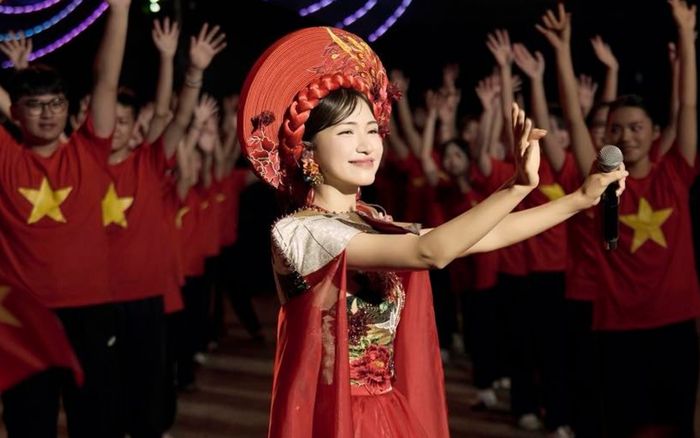 Hoà Minzy là nữ nghệ sĩ Việt Nam cuối cùng làm được điều này