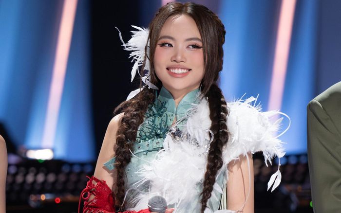 Sing! Asia 'chơi chiêu' Phương Mỹ Chi?