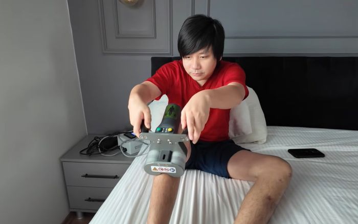 Khoa Pug gây sốc khi chi 3 tỷ kéo chân lần hai, quyết chạm mốc chiều cao 1m80