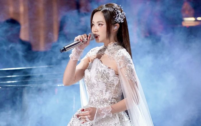 Cú trượt đáng tiếc của Phương Mỹ Chi