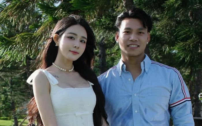 Vũ Văn Thanh thể hiện tình cảm sau khi công khai bạn gái