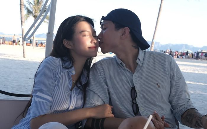Vợ chồng Đoàn Văn Hậu 'tình bể bình' tại Mù Cang Chải