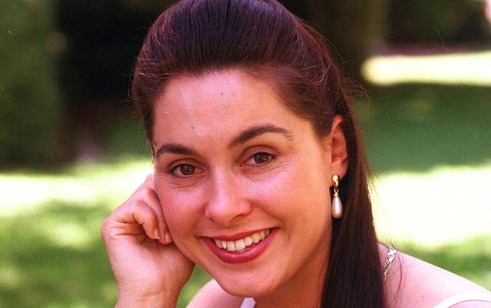 Cựu hoa hậu bạo hành chồng suốt 9 năm