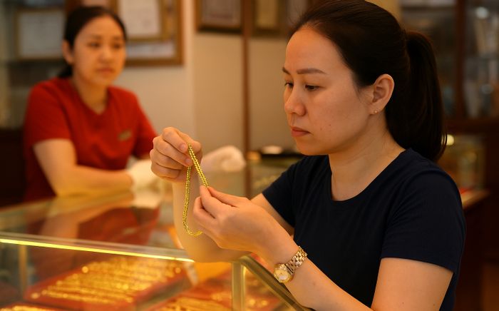 Giá vàng hôm nay (30/7): Vàng miếng tăng nhẹ, vàng nhẫn biến động trái chiều