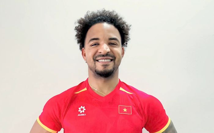 Nguyễn Xuân Son reo mừng từ Brazil