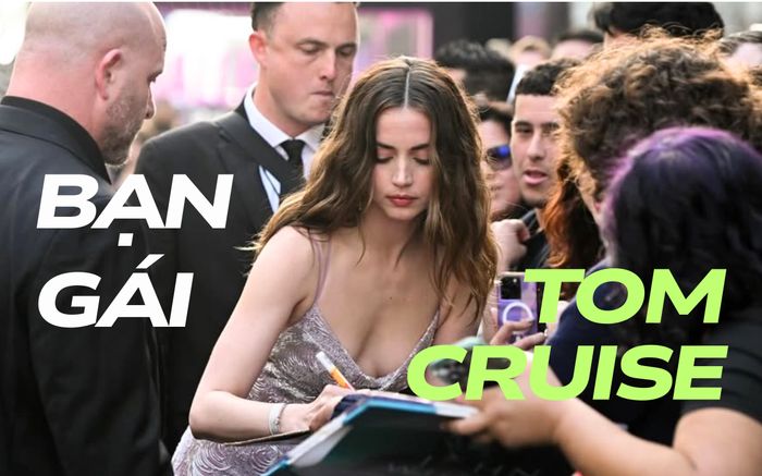 Nhan sắc nóng bỏng của bạn gái tài tử Tom Cruise