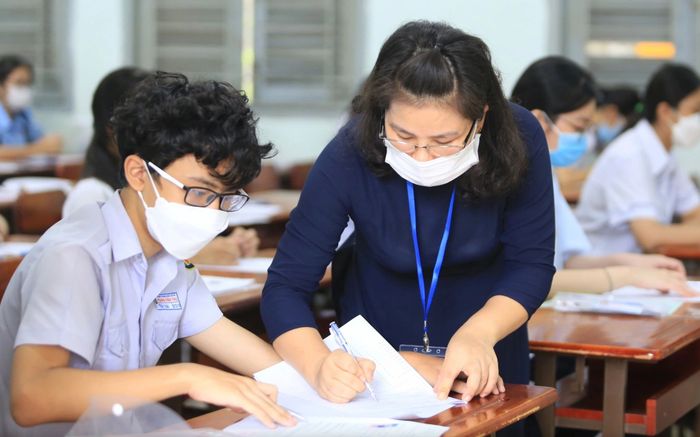 Biết điểm thi, điểm chuẩn lớp 10 rồi, thí sinh cần làm gì tiếp theo?