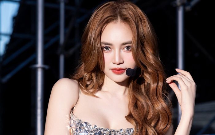 Rộ tin Lan Ngọc rút khỏi 1 chương trình, thêm sao Việt ẩn ý dừng cuộc chơi