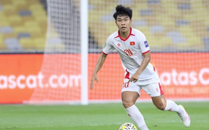 Trung vệ Lý Đức 'thắng đời 1-0'