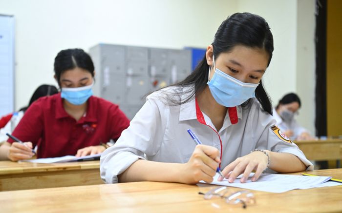 Loạt trường tư Hà Nội công bố điểm chuẩn lớp 10 cao ngất, ngang ngửa top đầu công lập