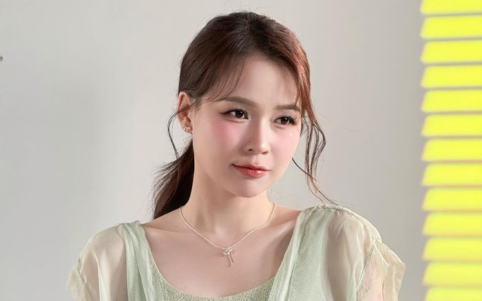 Sam lên tiếng về tin đồn mang bầu lần hai