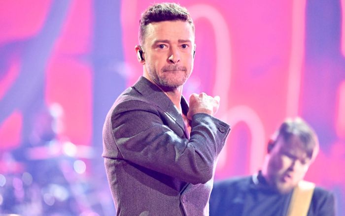 Justin Timberlake tiết lộ bệnh tình sau khi bị chỉ trích thiếu sức sống khi biểu diễn