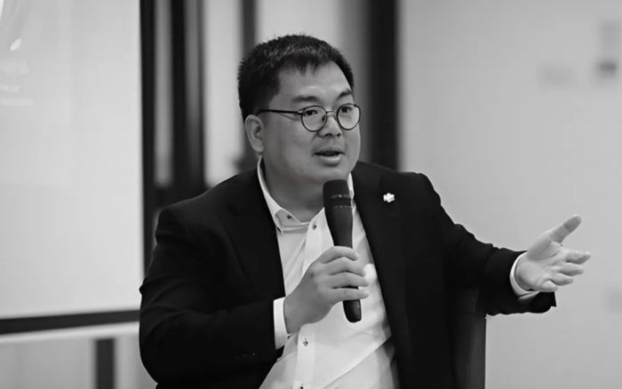 Buổi đứng lớp cuối cùng của ông Hoàng Nam Tiến: Phải dừng đột ngột vì 'giáo Tiến' xuất hiện vấn đề về tim