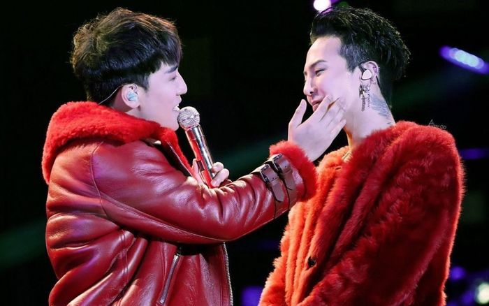 Xuất hiện biển hiệu 'đưa Seungri trở lại' tại concert G-Dragon, cộng đồng mạng phẫn nộ