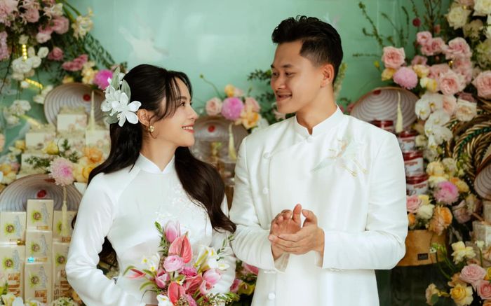 Nữ ca sĩ Việt tiết lộ có thai, chồng tuyên bố một câu thu hút gần 1 triệu lượt xem