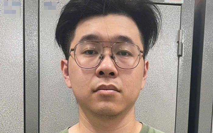 Người đàn ông xăm trổ đánh cô gái ở Hà Nội đăng thông tin làm việc tại VTV: Nhà đài nói gì?