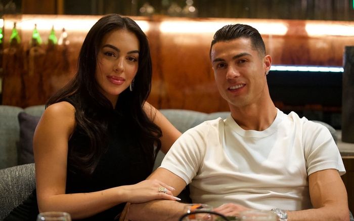 Ronaldo mất bao nhiêu tiền nếu chia tay Georgina?