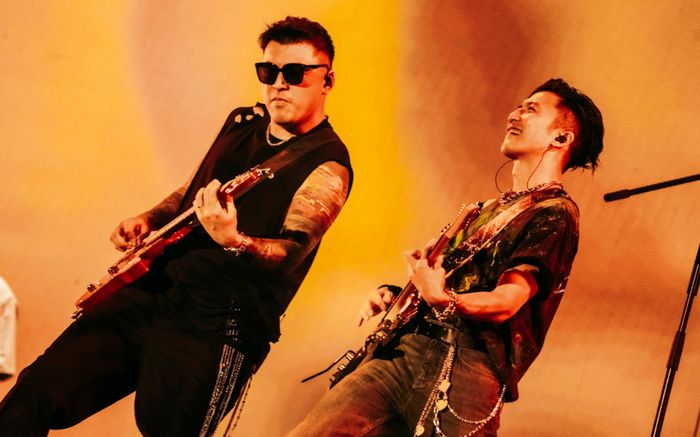 Tạ Đình Phong chơi lớn khiến khán giả sốc