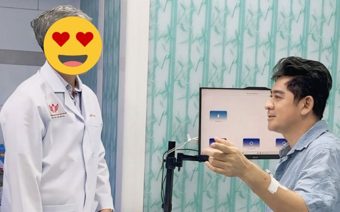 Huỳnh Anh Tuấn đến viện điều trị hậu đột quỵ, khoảnh khắc gặp bác sĩ gây xúc động