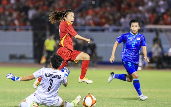 Huỳnh Như chơi quá hay trước Thái Lan