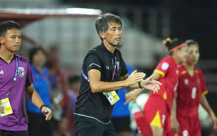 HLV Nhật Bản nói thẳng sự khác biệt khi Thái Lan thua Việt Nam