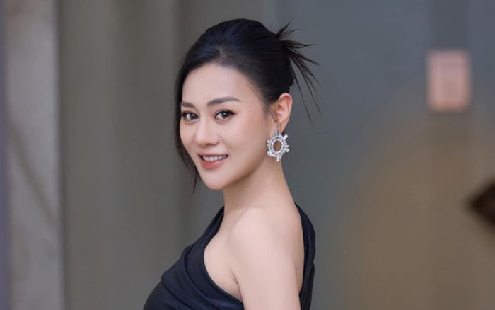 Tranh cãi xoay quanh Phương Oanh