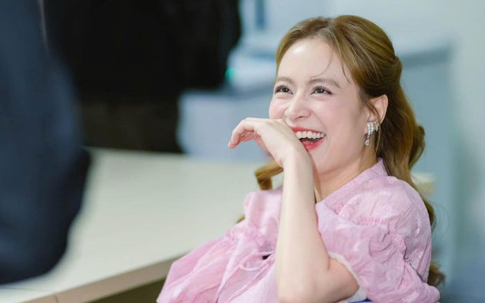 Hoàng Thùy Linh nói về chuyện kết hôn và làm mẹ