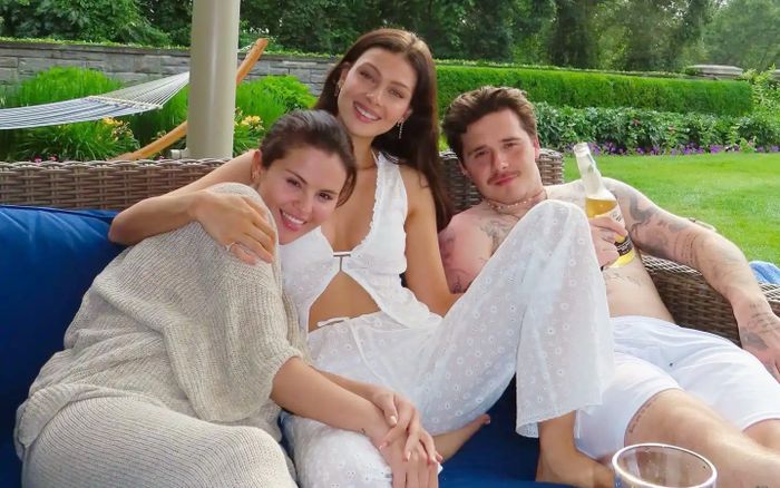 Selena Gomez 'cạch mặt' vợ chồng con trai cả nhà David Beckham?