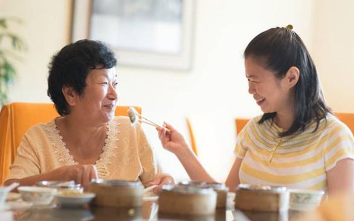 Mẹ kiện con gái 17 tỷ vì không thực hiện nghĩa vụ chăm sóc