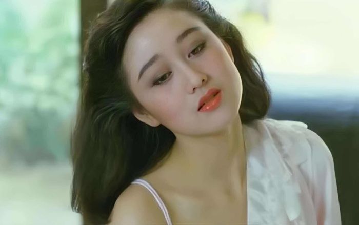 Nữ diễn viên được chồng dặn dò lo hậu sự, nắm 7000 tỷ rời khỏi showbiz bí ẩn