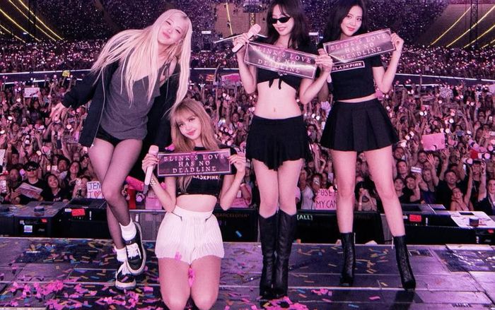 BLACKPINK bị cộng đồng mạng chỉ trích, mỗi mình Rosé 'thoát nạn'