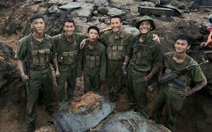 Đạo diễn phim Mưa Đỏ nói về lý do chọn bài hát của Nguyễn Văn Chung làm nhạc phim