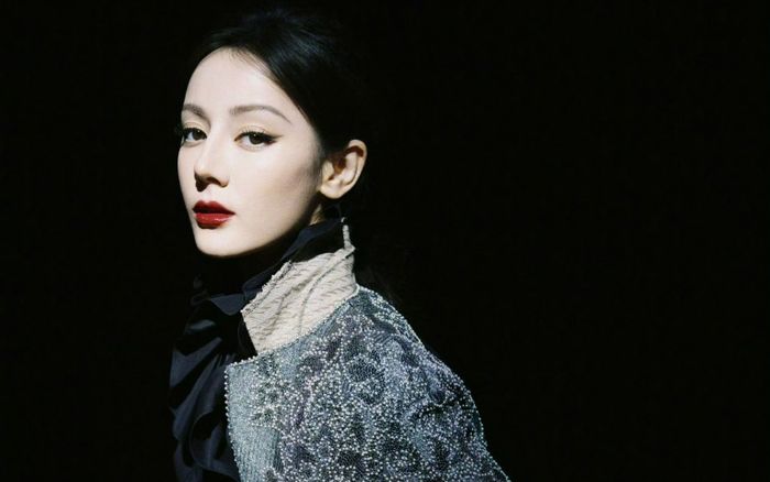 Điều không ngờ của Địch Lệ Nhiệt Ba