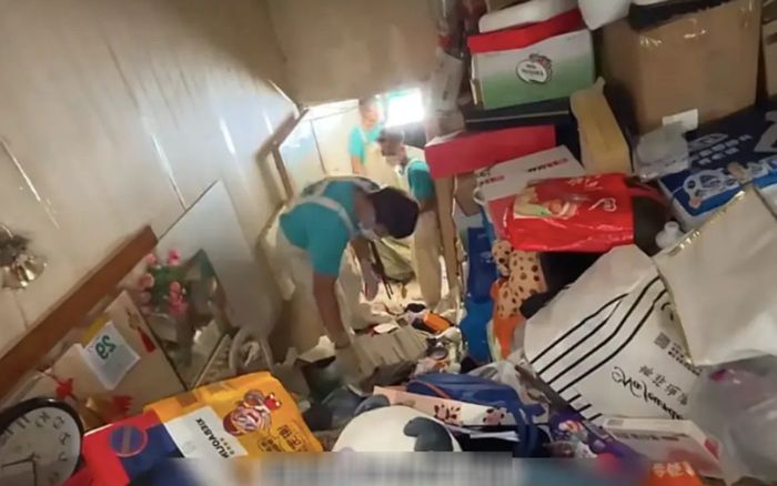 Khách thuê căn hộ đóng tiền đều đặn nhưng hàng xóm phàn nàn có mùi hôi, chủ nhà sốc khi mở cửa kiểm tra