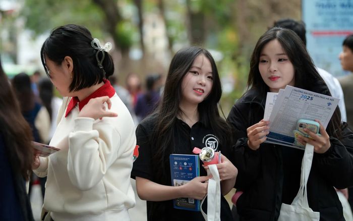 Nhiều trường đại học và phổ thông tại Hà Nội điều chỉnh lịch học, ưu tiên cho sự kiện A80