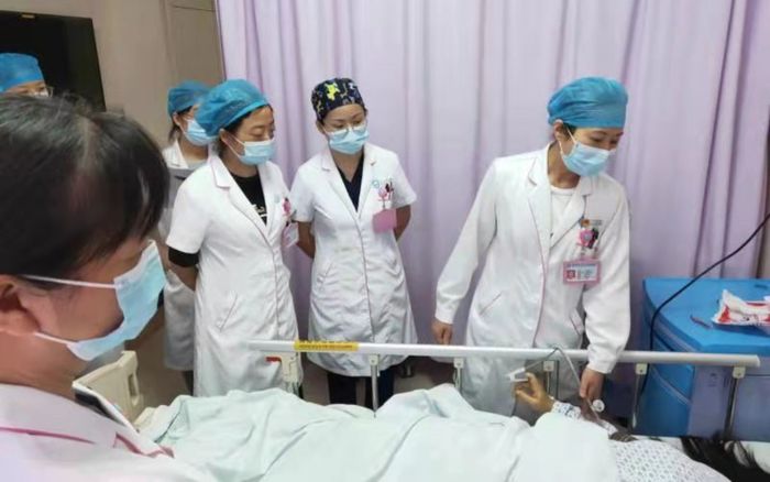 2 mẹ con bàng hoàng cùng mắc ung thư, hóa ra vì giữ lại thứ này khi mua hàng online