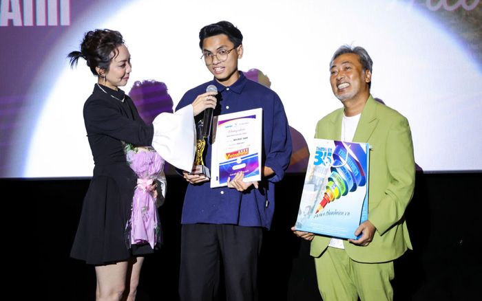 Đạo diễn Nguyễn Quang Dũng: 'Chưa có giải thưởng là động lực để cố gắng mỗi ngày'